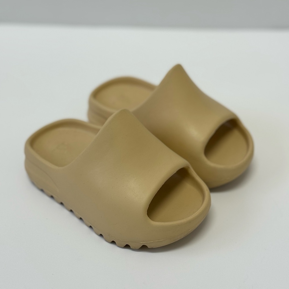 Kids Adidas Yeezy Slides